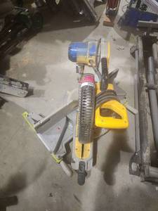 lot 29873 image: DeWalt DW718 Miter Saw 12 Sliding Dual Bevel Workhorse PTR with Ryobi Base