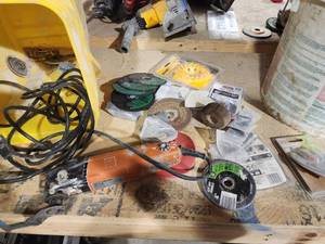 lot 29878 image: Fein Multitool FMM250Q Within Assortment of Attachments