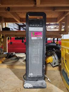 lot 29906 image: Lasko Heater