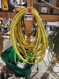 lot 29919 image: Husky 25ft Air Hose