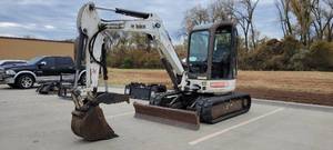 lot 5908 image: 2005 Bobcat 435 Fast Track Compact Excavator