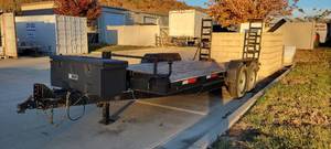 lot 5912 image: 18ft SS Flatbed Trailer W a Tractor Supply Storage Box