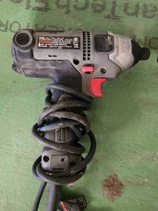 lot 10606 image: Porta Cable PCE 201 Impact Driver