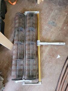lot 13971 image: Concrete Double Roller Tamp with Button Handle Adapter