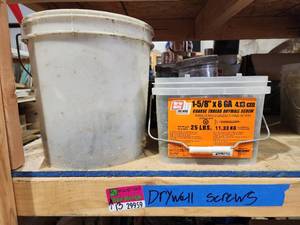 lot 29959 image: Lot of 3 Containers of Dry Wall Screws