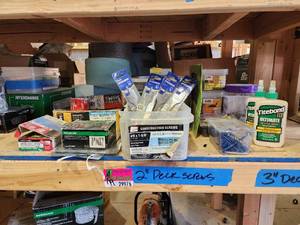 lot 29976 image: Lot of 19 Containers of 2 & 3 Deck Screws and Staples