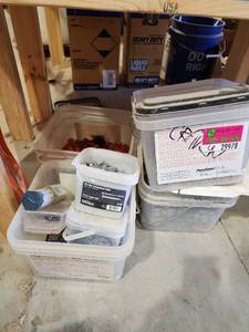 lot 29978 image: Lot of 6 Containers of Nails Screws and Fasteners