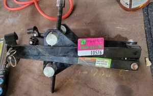 lot 10576 image: Pittsburgh Single Action Strut Spring Compressor