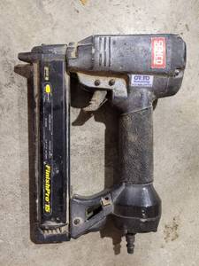 lot 29874 image: Senco Finish Pro 15 18 gauge Nail Gun