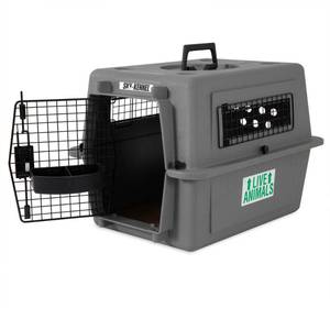 lot 4522 image: Petmate Sky Kennel Small 15 L x 21 W x 16 H