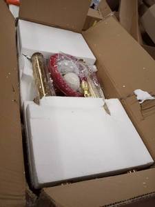 lot 33682 image: gold stanchions poles