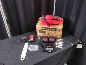 lot 4826 image: 21V electric chainsaw rechargeable 2 batteries 2 chains charger