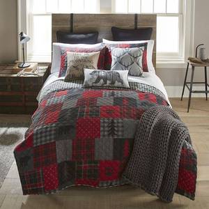 lot 3243 image: Your Lifestyle by Donna Sharp Red Forest Quilt King Set- Retail$103.49