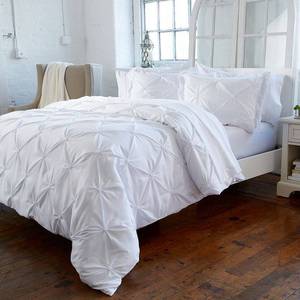 lot 3767 image: Great Bay Home Brushed Microfiber Pintuck Removable 3-Piece Duvet Cover Set (Full  Queen White)
