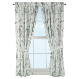 lot 3770 image: Harry Potter Spellbound 63 4 PC Curtain Set