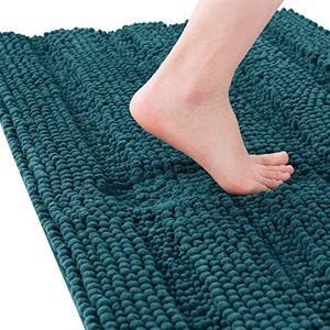 lot 3763 image: Subrtex Non-slip Bathroom Rug Chenille Soft Striped Plush Bath Mat