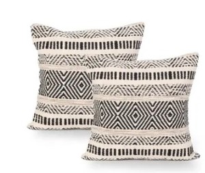 lot 12739 image: Artesian Boho Cotton Throw Pillow (Set of 2) by Christopher Knight Home
