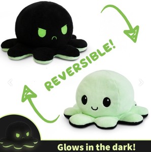 lot 3210 image: Teeturtle Reversible Octopus Plushie Black and Green