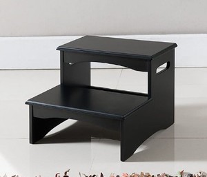 lot 12066 image: K &amp B Furniture Co Black Wooden Step Stool  Pet Staircase, Black, 18.5 H x 13.75 x 14.25 W&nbsp(stock photo approximate)