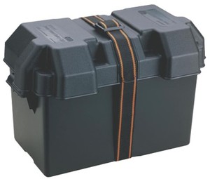 lot 12067 image: Attwood Battery Box-Group 27 30 And 31 Vented 9067-1, Black, 16 W (missing strap)