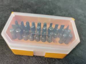 lot 2379 image: Gear Wrench 29pc Screwdriver Bit Set