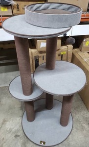 lot 12521 image: PetPals Manufacturing Group 4 Story Cat Tower, 43 High