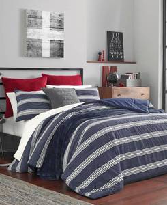 lot 1912 image: Nautica Craver Navy Duvet Cover Set Twin XLFull Queen 3 Piece Retail $76.48