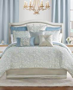 lot 2356 image: Waterford Springdale 4 PC. Comforter KING Set- Retail$342.99