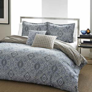 lot 3282 image: City Scene Milan Blue Comforter Twin Set- Retail$76.98