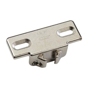 lot 3788 image: Rok Hardware Blum Die-cast Zinc 1 18-inch Overlay Edge Mount Mounting Plate for Compact 33 Hinges
