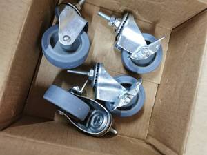 lot 12981 image: 4 Cart Wheels, Silver