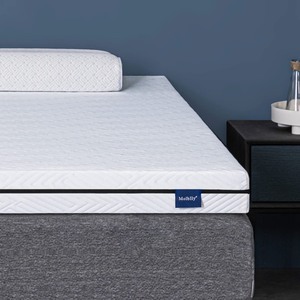 lot 1014 image: Molblly Foam Mattress 72x60