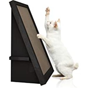 lot 1076 image: Way Basics Eco Friendly Cat Scratcher Incline