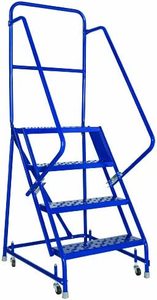 lot 3931 image: Warehouse Ladder 4 Step, 72 (stock image is approximate)