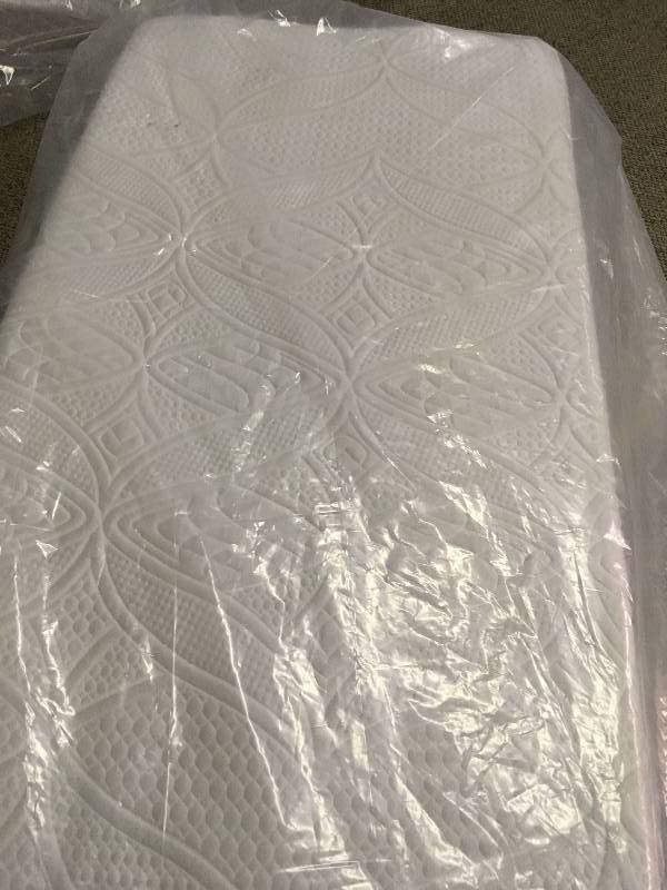 lot 310 image: Twin Sealy XL Premier Hybrid Mattress