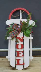 lot 61416 image: Noel Holiday Wood Sleigh Wall Decor