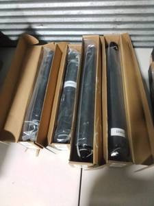 lot 7427 image: 4 Unknown Shock Absorbers