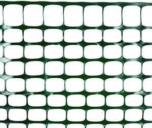 lot 5689 image: Sunnyglade 4 X100 Ft Outdoor Snow Fence Plastic Safety Temporary Garden Netting for Poultry,Rabbits, Chicken, Dogs,Dark Green (Green)