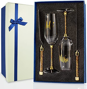 lot 41706 image: Gold Wedding Cake Knife and Server Set, Crystal Champagne Flutes Glasses Engraved Mr & Mrs, Cake Cutting Set for Wedding, Bride and Groom Toasting Champagne Flutes, Engagement Gifts for Couple