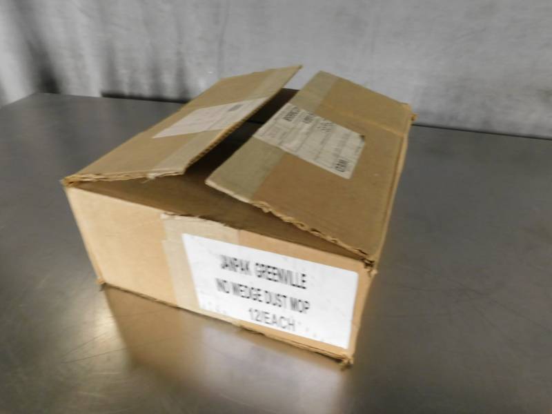 lot 3080 image: Case of Janpak Greenville Ind Wedge Dust Mop Heads