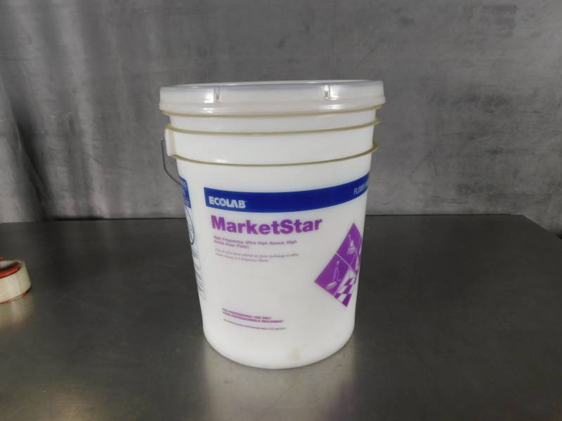 lot 3178 image: 5 Gallon Of Ecolab Marketstar High Frequency Ultra High Speed High Solids Floor Finish
