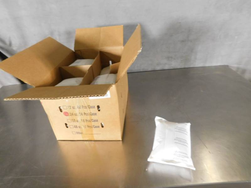 lot 3199 image: Case of Gel Packs Non Toxic Reusable and Washable