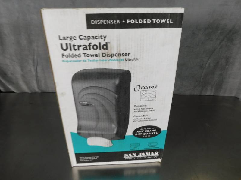 lot 3238 image: San Jamar Large Capacity Ultrafold Folded Towel Dispenser