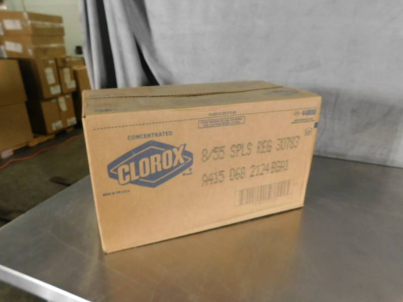 lot 3266 image: Case of Clorox Splash Less  Bleach
