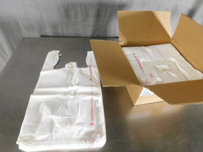 lot 3286 image: Case of T Shirt Plain Bags