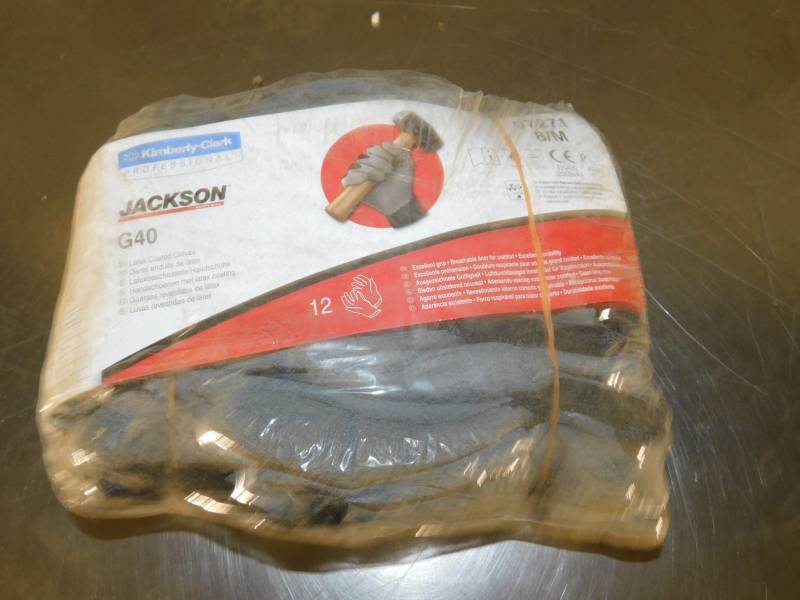 lot 3125 image: Lot of Kimberly Clark Jackson G40 Latex Coated Gloves