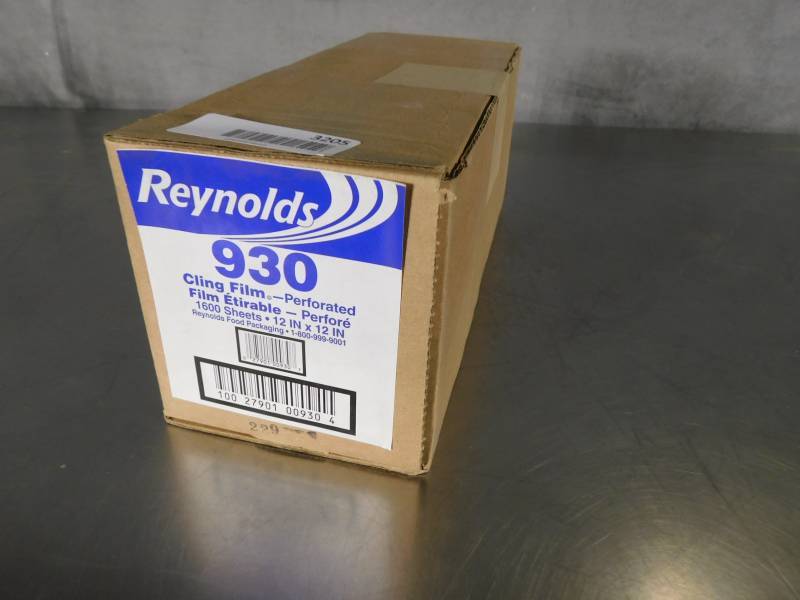 lot 3209 image: Roll of Reynolds Perforated Cling Film