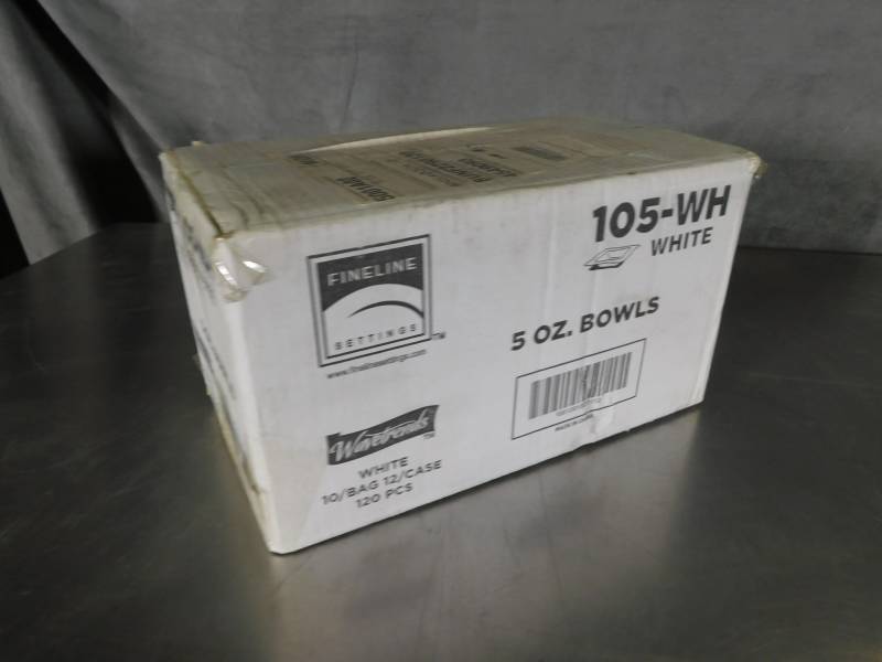 lot 3270 image: Case of Fineline 5oz White Bowls