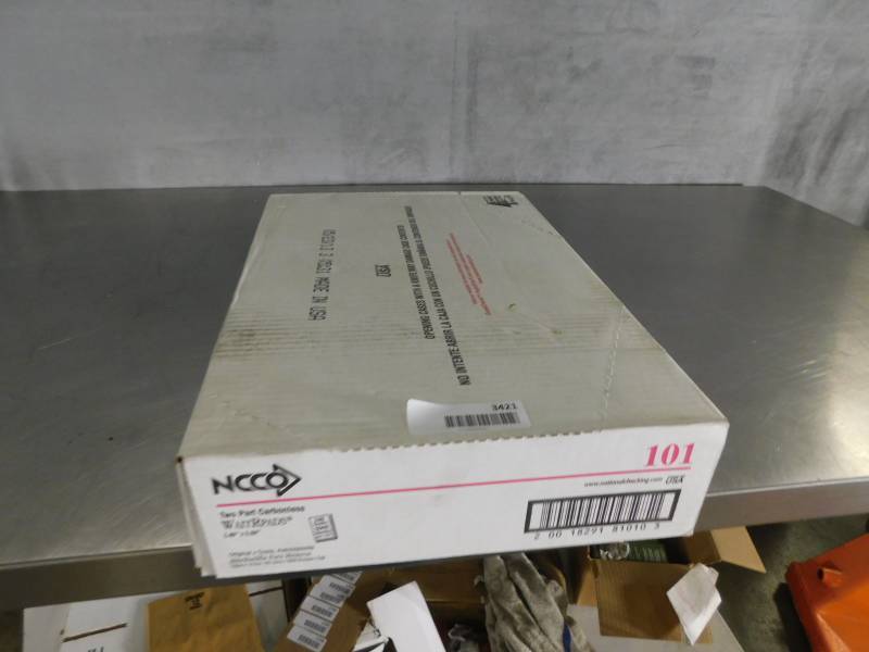 lot 3423 image: Ncco Two Part Carbonless WaitRpads