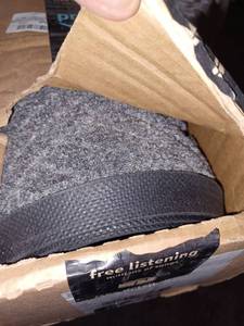 lot 38812 image: WH ECO PREMIER , FLOOR RUG, ANTI SLIP ,GREY , 3X8.4